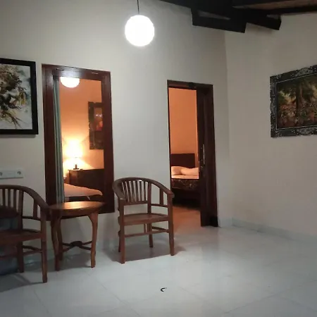 Honey Home Stay Canggu Extérieur photo