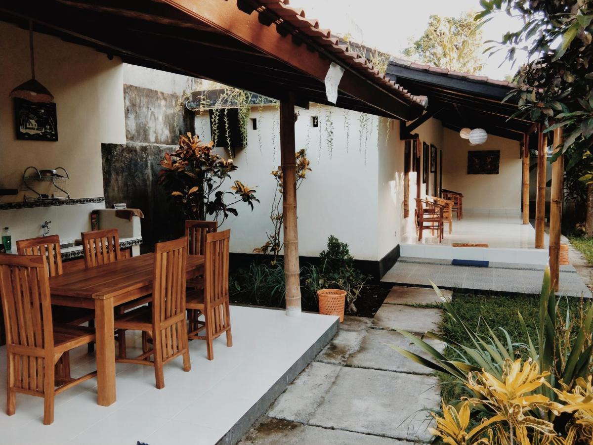Homestay Honey *